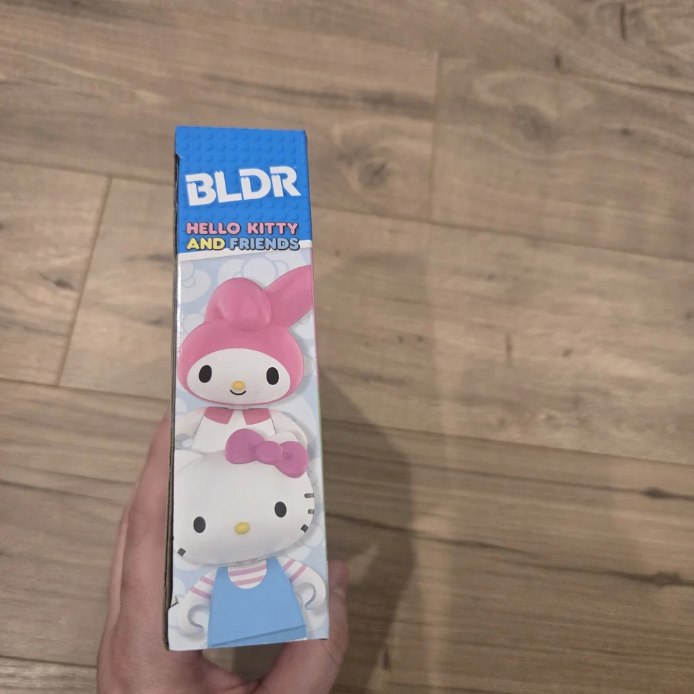 Hello Kitty 🎀 bldr